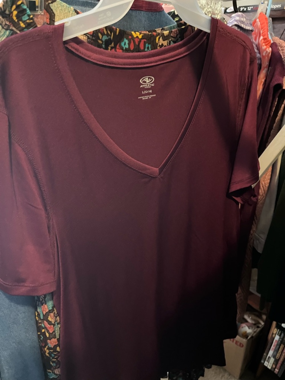 Athletic Works boys  V-Neck Short Sleeve Top - Burgundy. 12/14